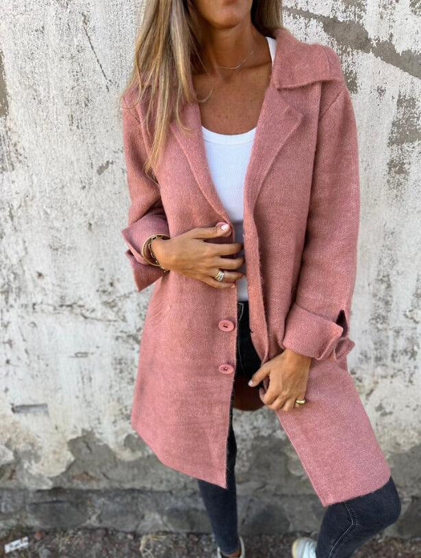 Einreihige Strickjacke im mittellangen Mantelstil