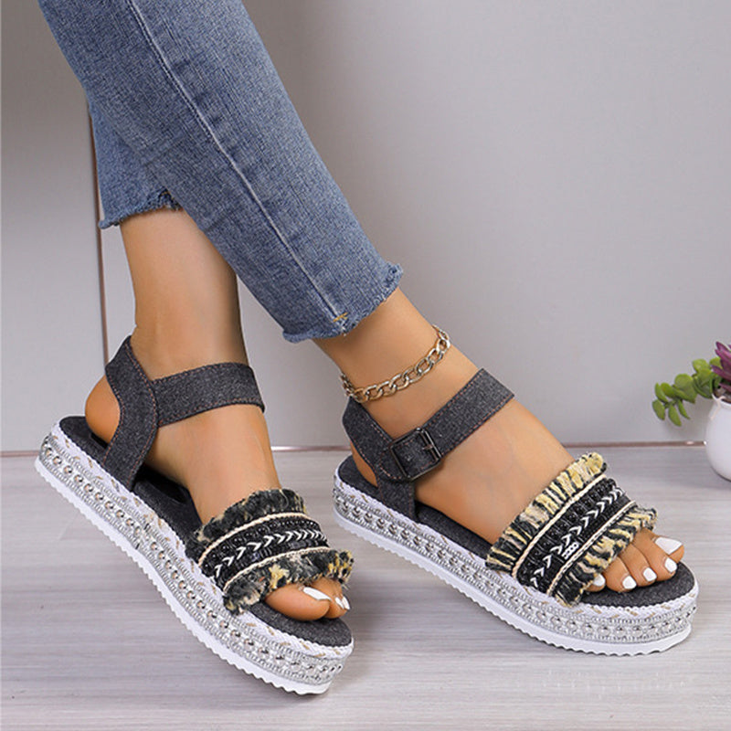 Ethno-Denim-Sandalen - Quasten, dicke Sohlen