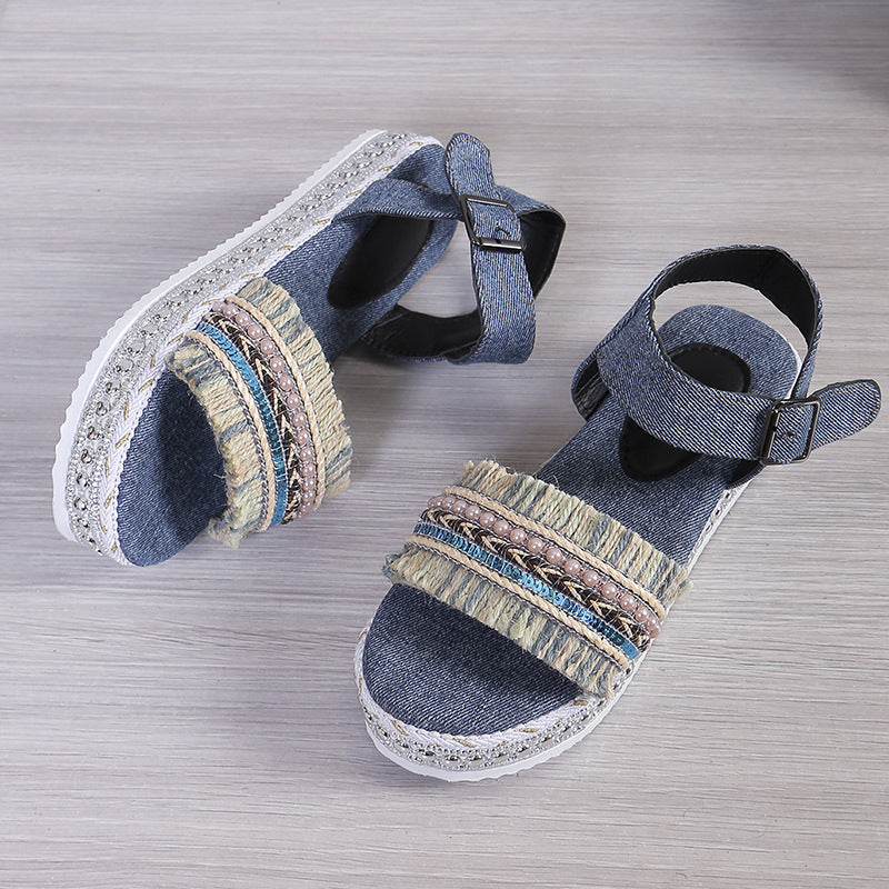 Ethno-Denim-Sandalen - Quasten, dicke Sohlen