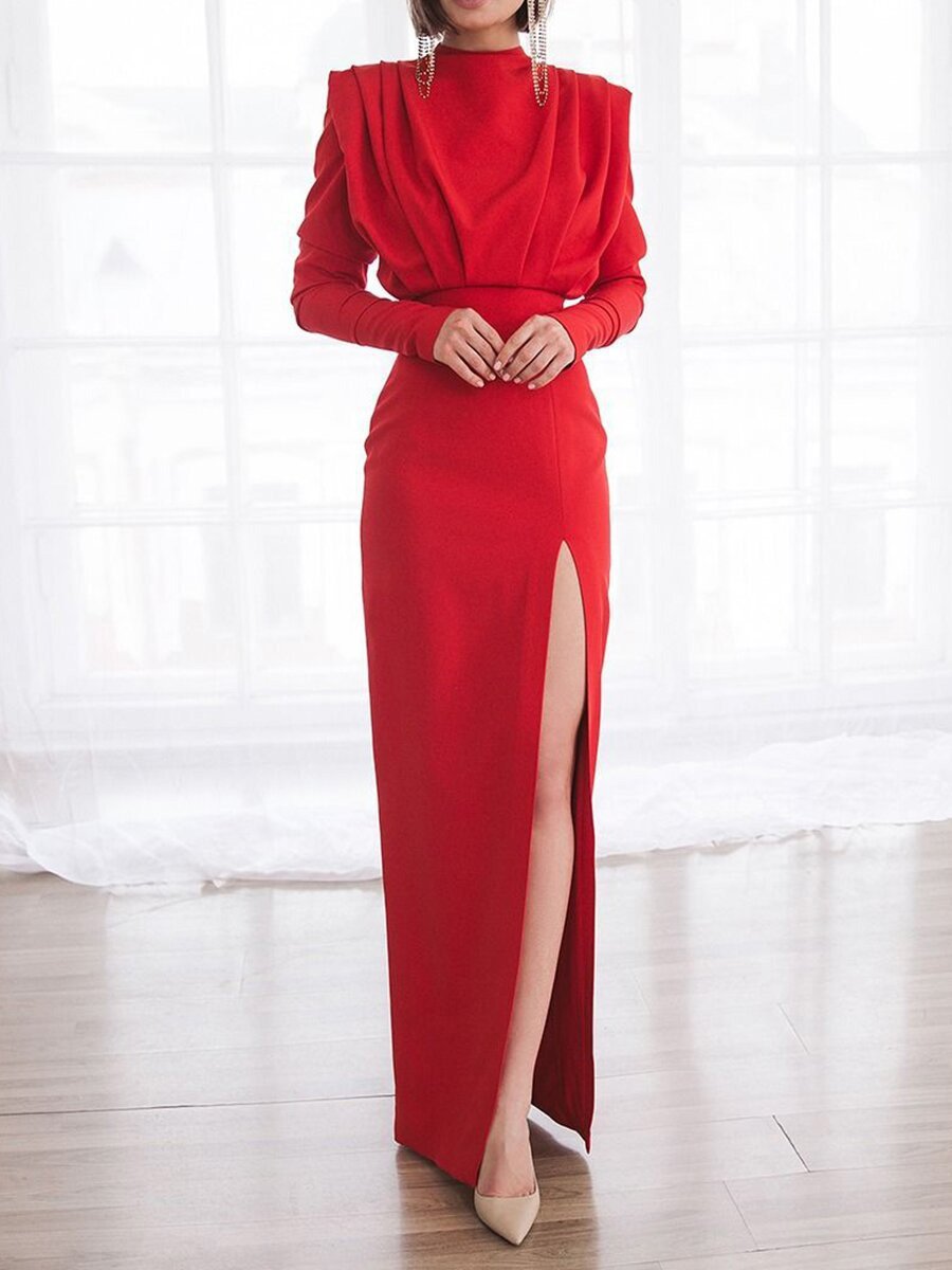 Sommerliches Rollkragenpullover-Kleid in Mode