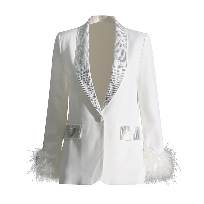 Eleganter Damenanzug aus feinem Polyester