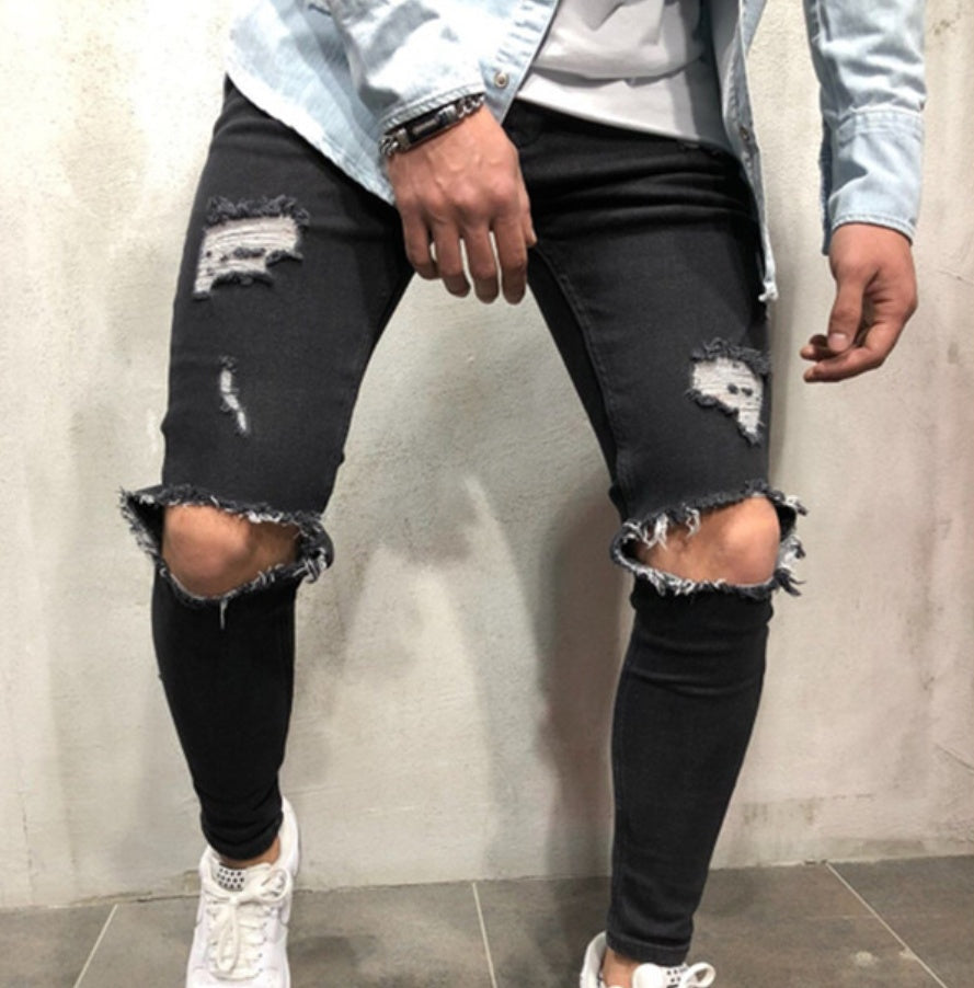Stylische Herrenhose mit Kniedetails