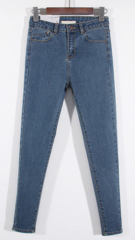 Vielseitige Damenjeans mit hoher Taille und Bleistiftschnitt
