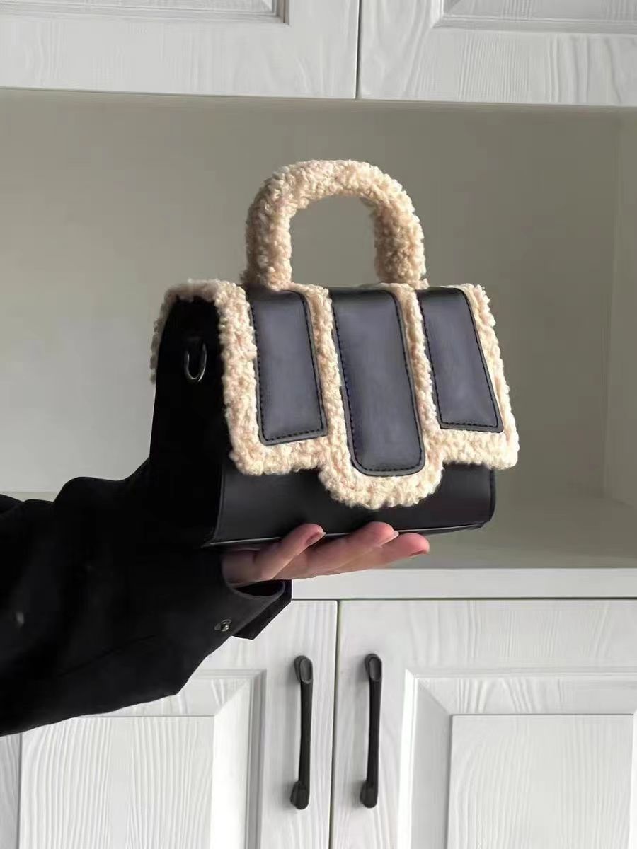 Wollene Tragbare und Modische Crossbody-Tasche