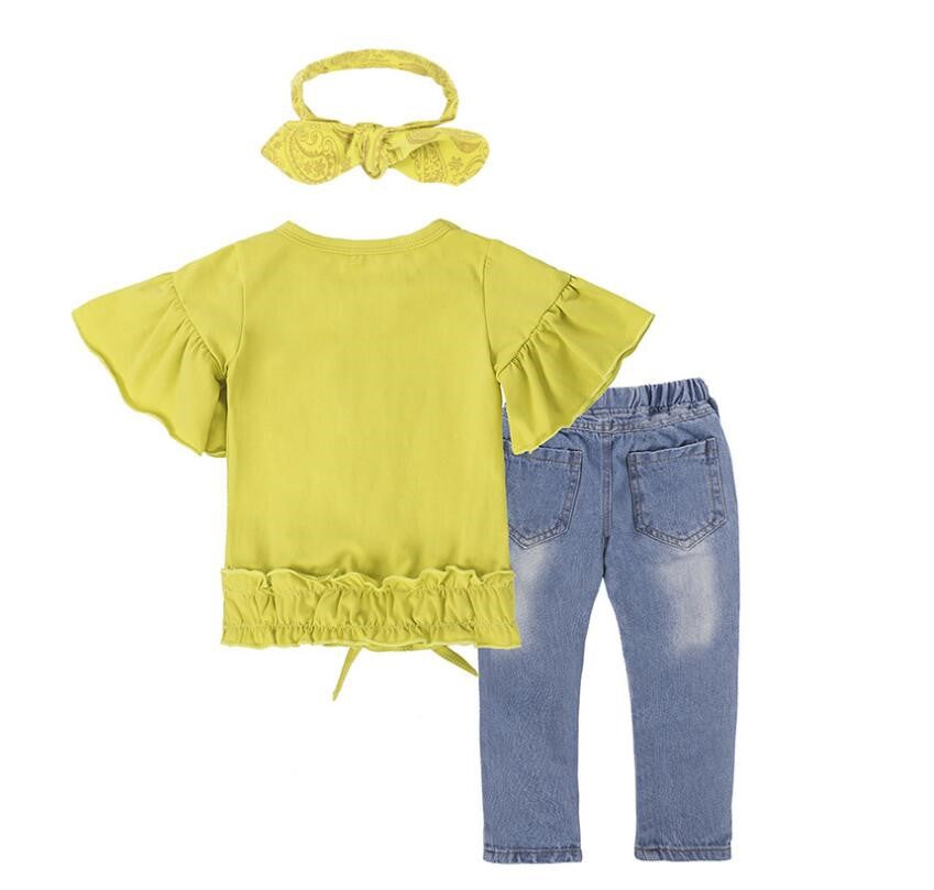 Gelbes Baumwoll-Brief-T-Shirt und Jeans-Anzug für Mädchen