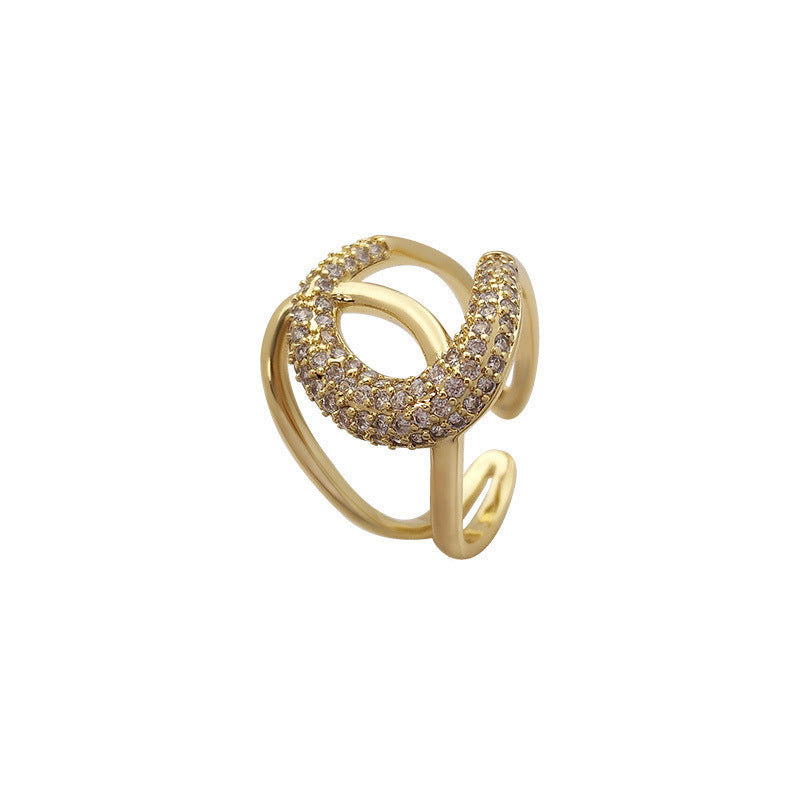 Eleganter Luxus-Ring mit Mikro-Diamanten