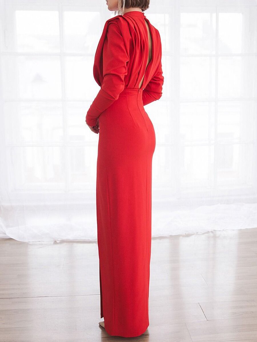 Sommerliches Rollkragenpullover-Kleid in Mode