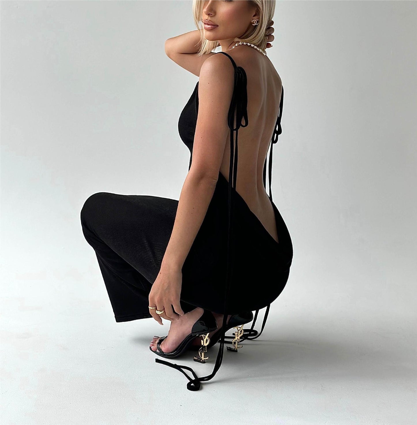 Rückenfreies Ärmelloses Maxikleid