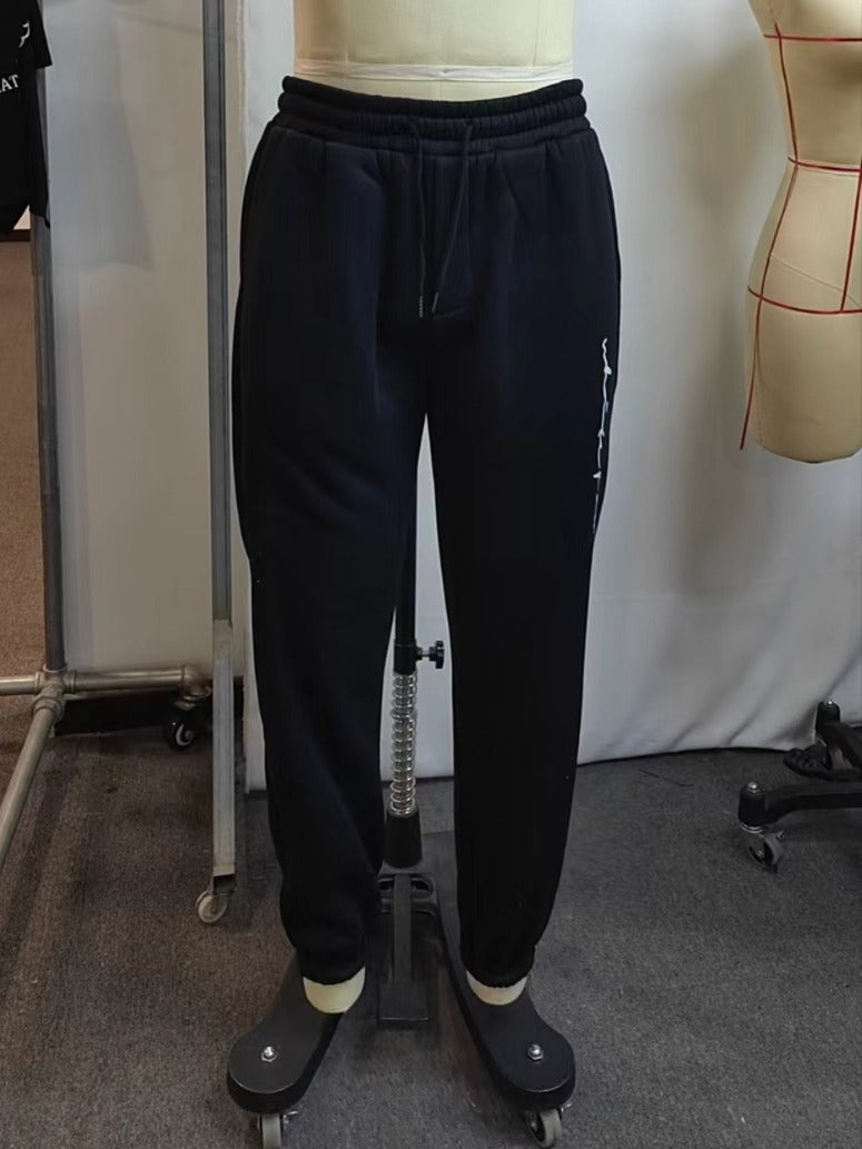 Herren Freizeithose im Herbst Gedruckter Minimalismus