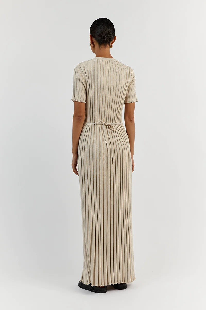 Rundhals-Strickkleid mit schmaler Taille und Streifenmuster