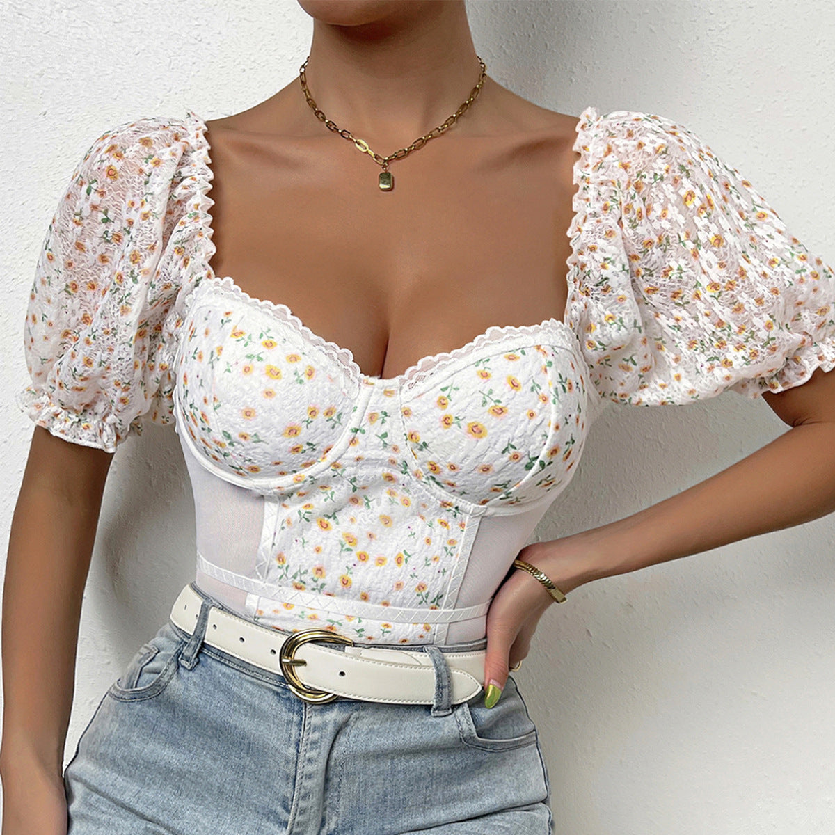 Blumiger Spitzen-Jumpsuit für Damen