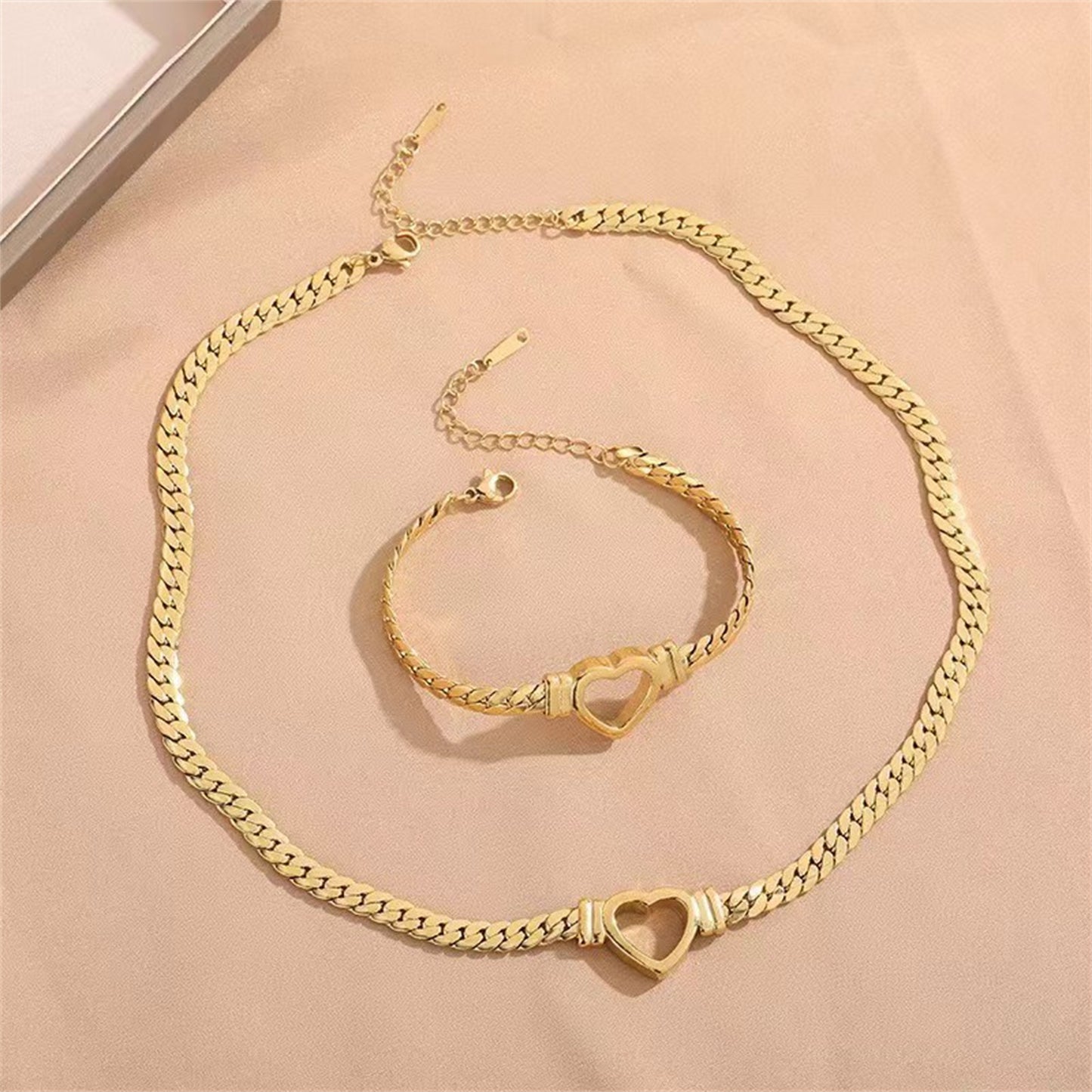 Personalisierte Liebes-Kette Halskette & Armband für Frauen