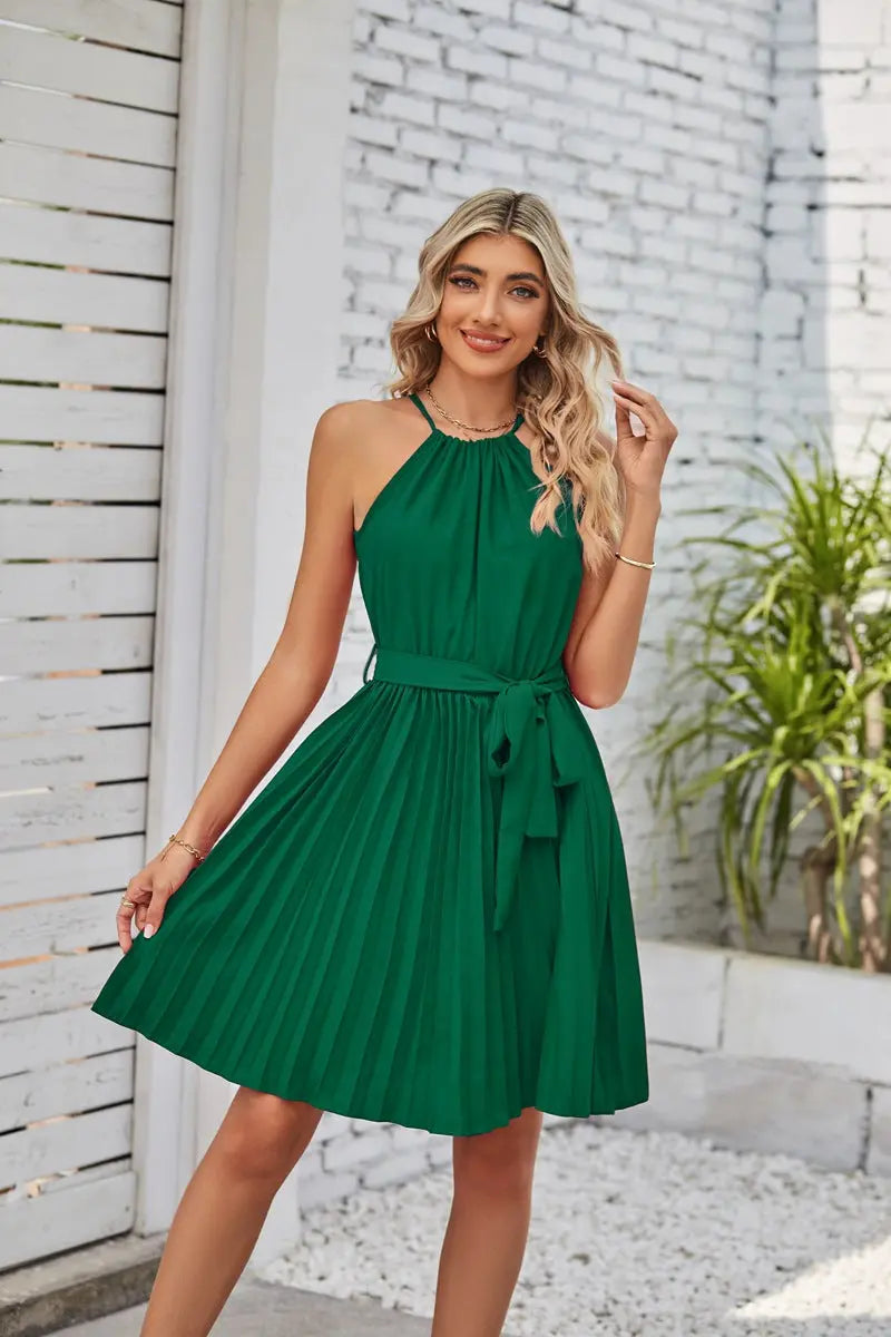 Schulterfreie Halterkleider für Damen: Eleganter Sommerstrand-Sommerkleid mit solidem Plissee-Rock"
