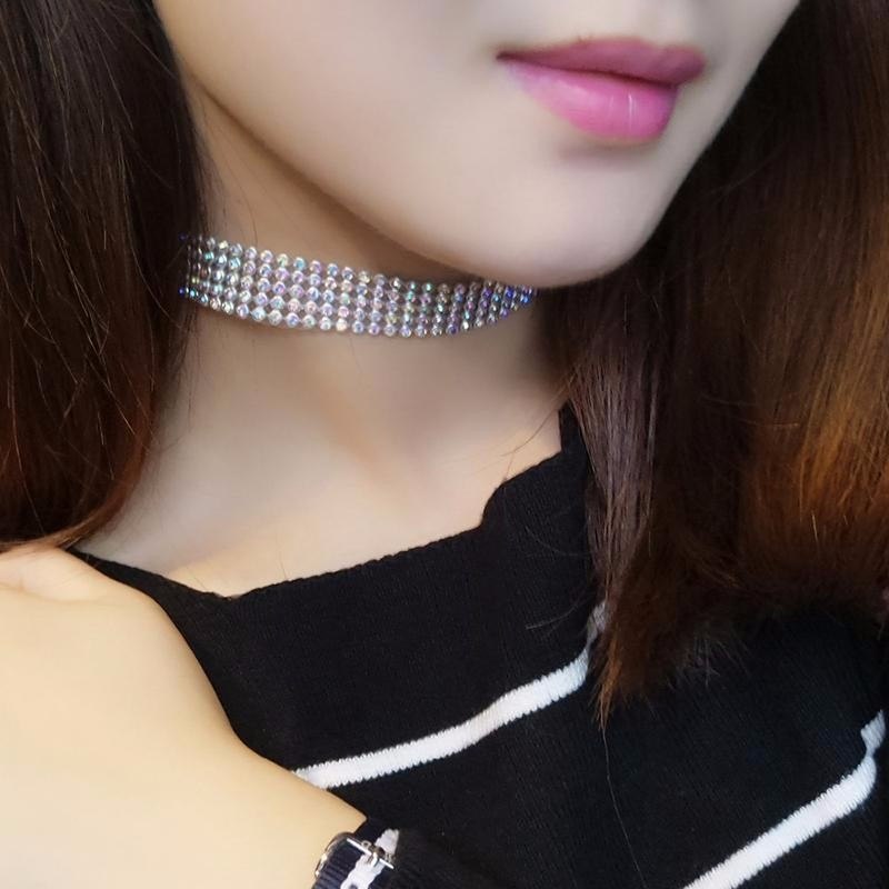 Elegante Halskette mit Kristallen und Strass für Damen