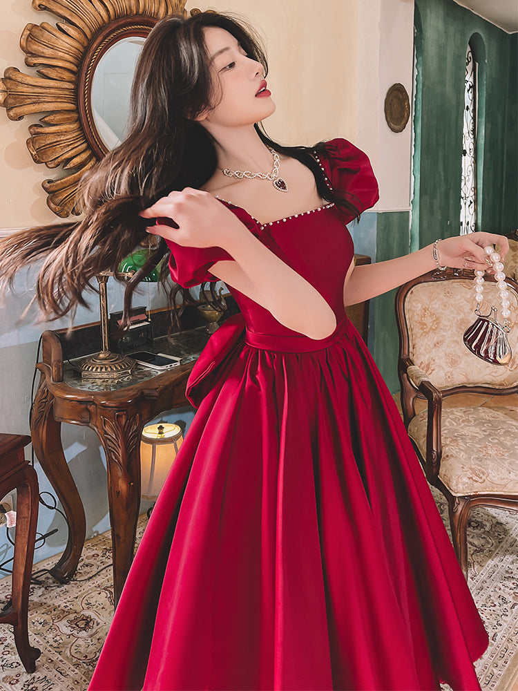 Winter Weinrotes Satin-Kleid