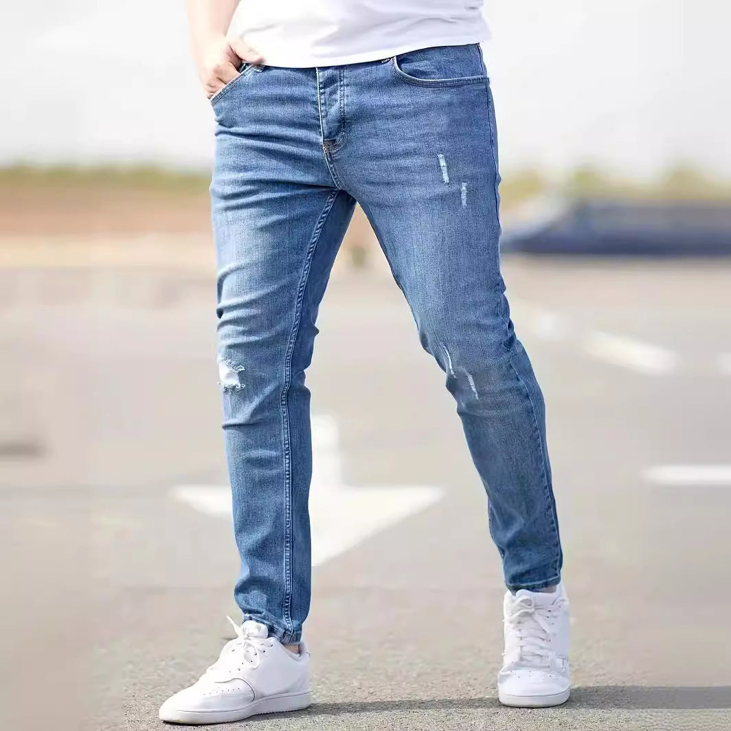 Klassische Westernjeans mit Skinny-Stil