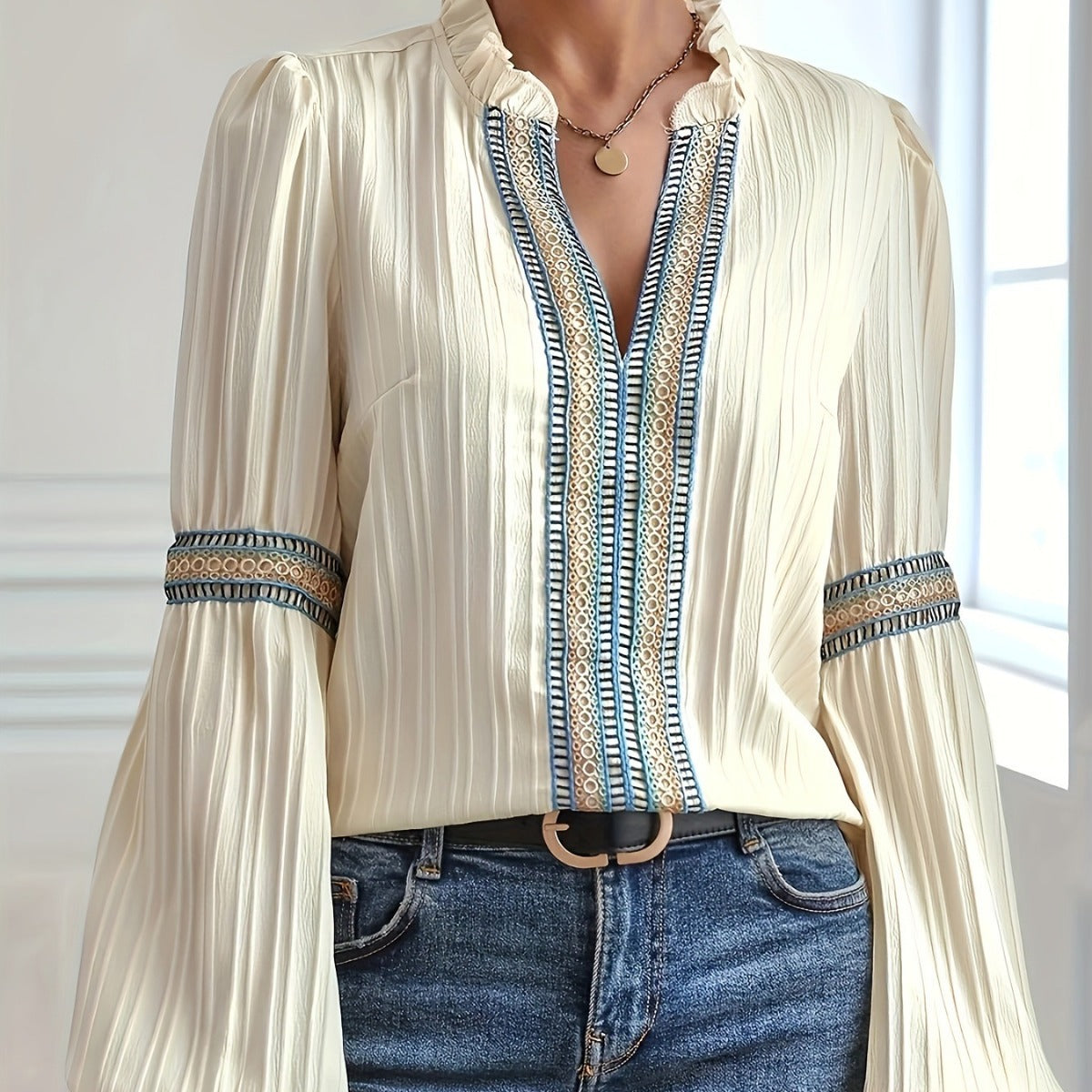 Schlichtes Spitzen-Patchwork-Shirt mit V-Ausschnitt