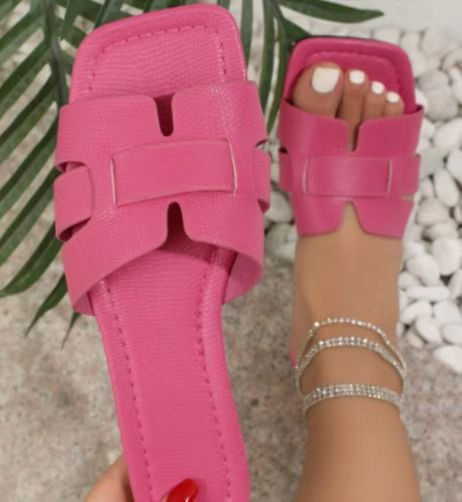 Sommerliche Hohle Quadratische-Zehen-Flats Damen-Sandalen Rutschen Hausschuhe