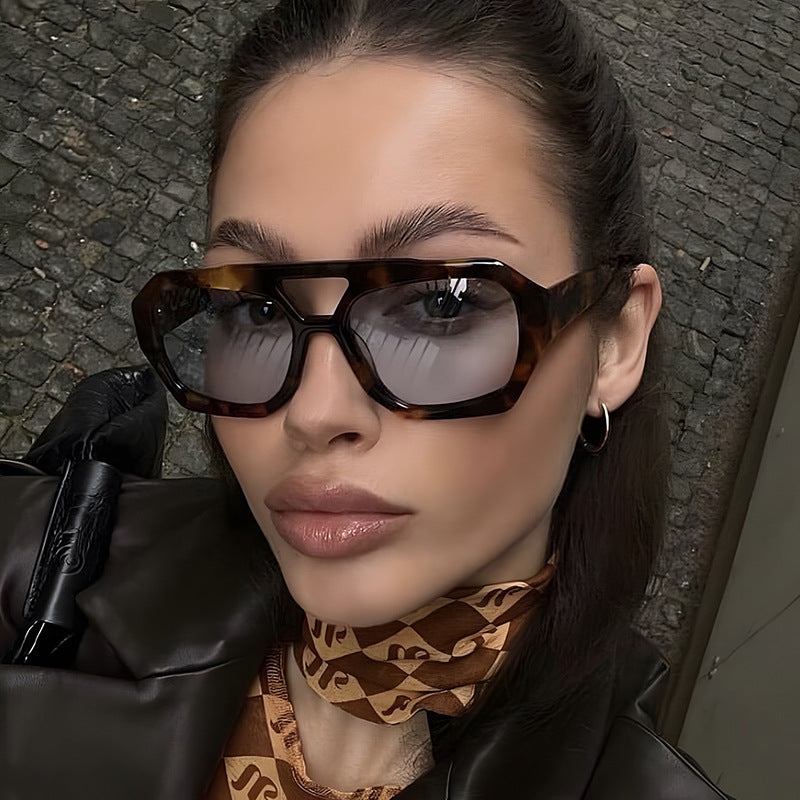 Großer Rand Sonnenbrille mit Doppelstrahl