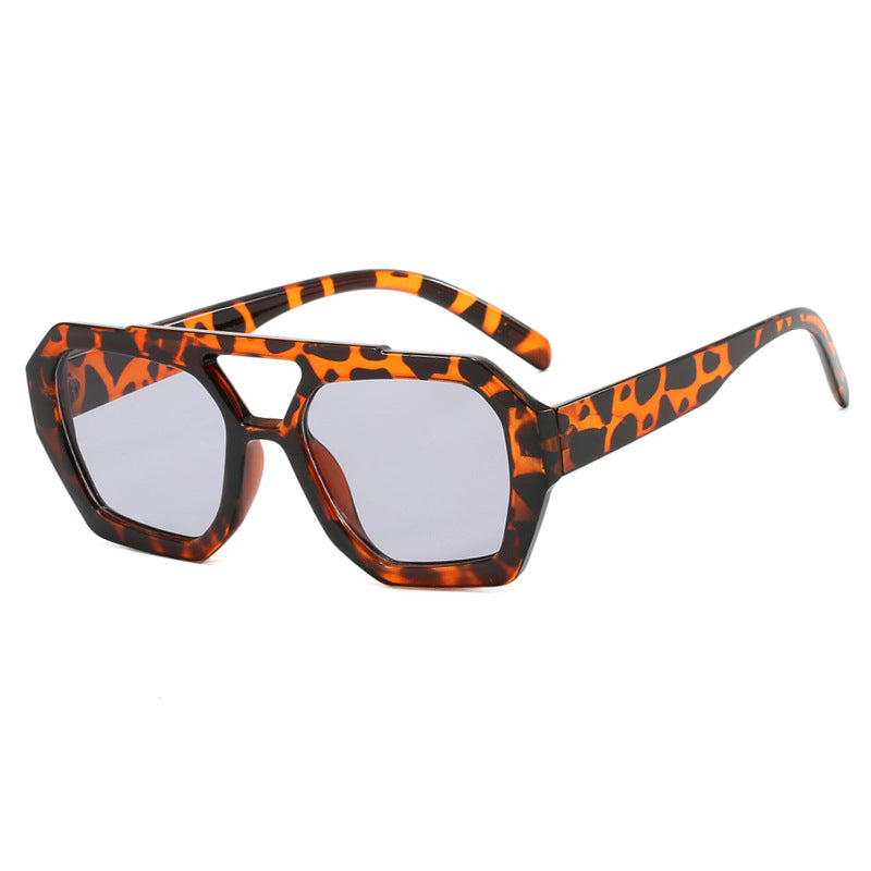 Großer Rand Sonnenbrille mit Doppelstrahl