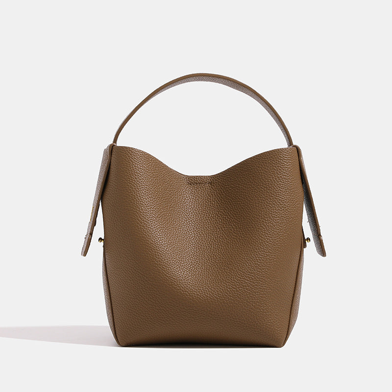 Elegante Damenhandtasche mit innovativer Textur