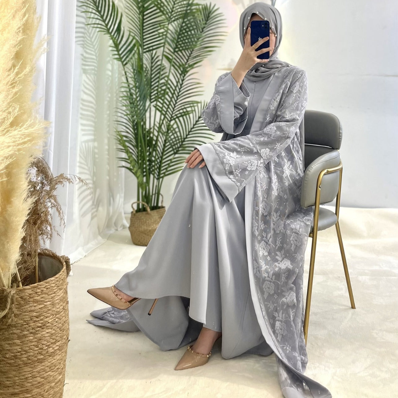 Traditionelle islamische Mode für moderne Frauen