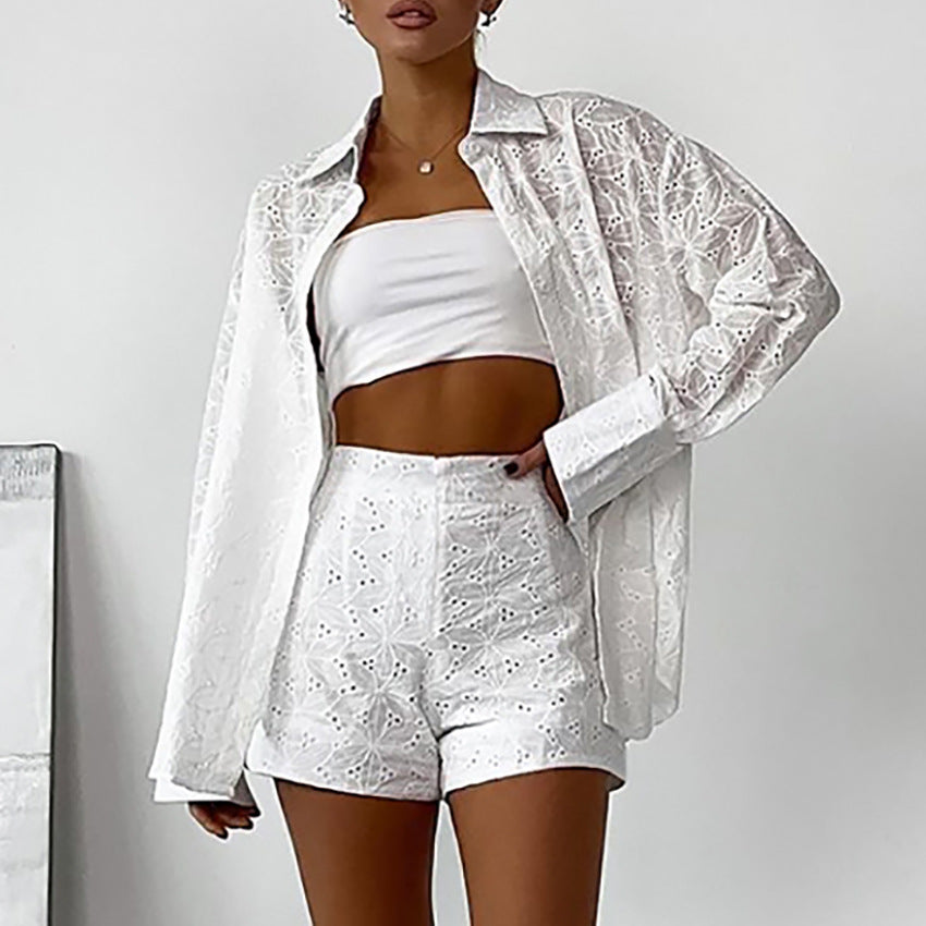 Damen Shorts und Langarm-Shirt Set in Weiß