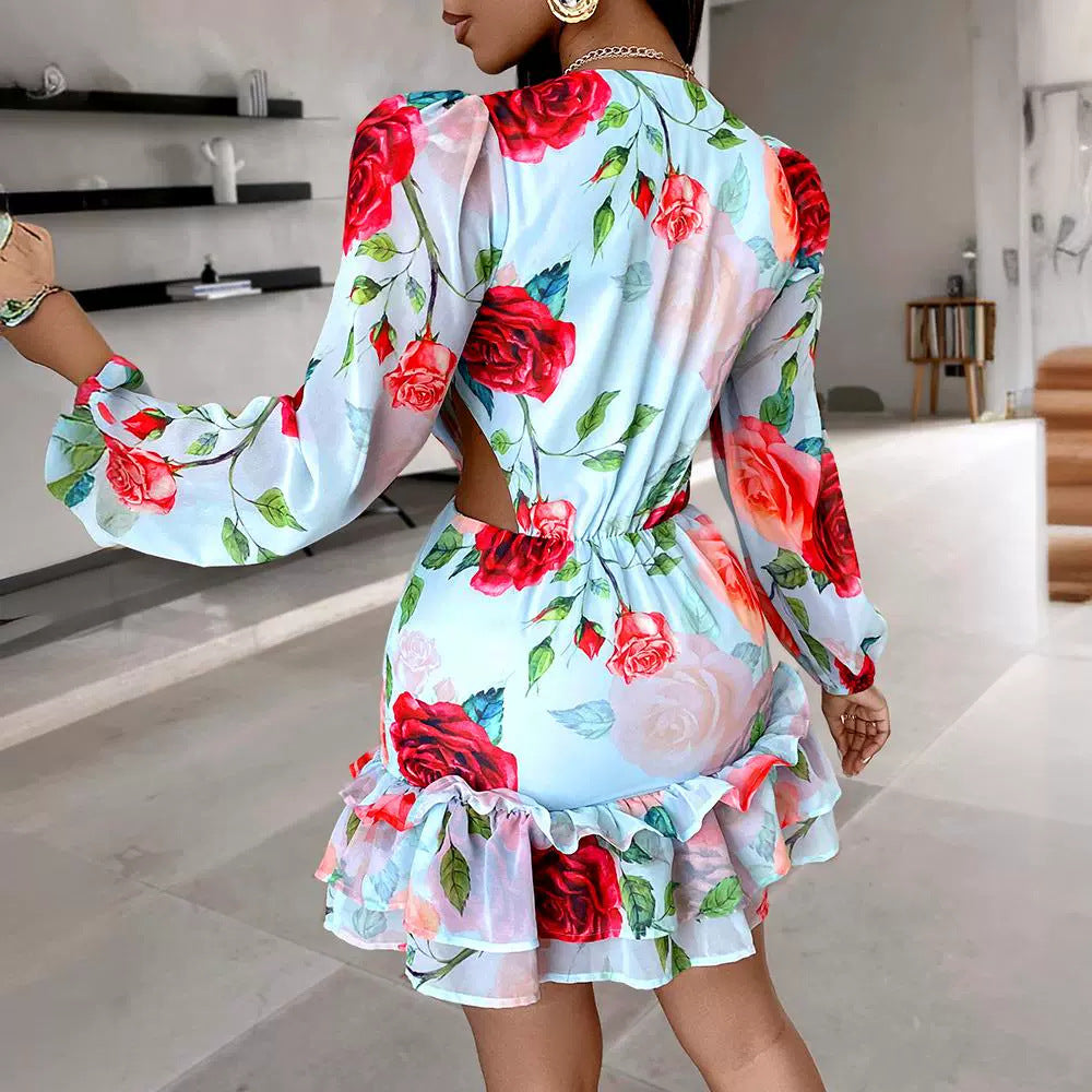 Modisches Damenkleid mit V-Ausschnitt und hohlem Druck