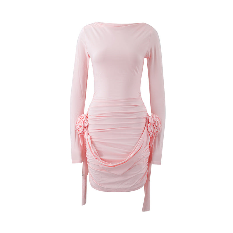Verführerisches Damenkleid für die kühle Jahreszeit