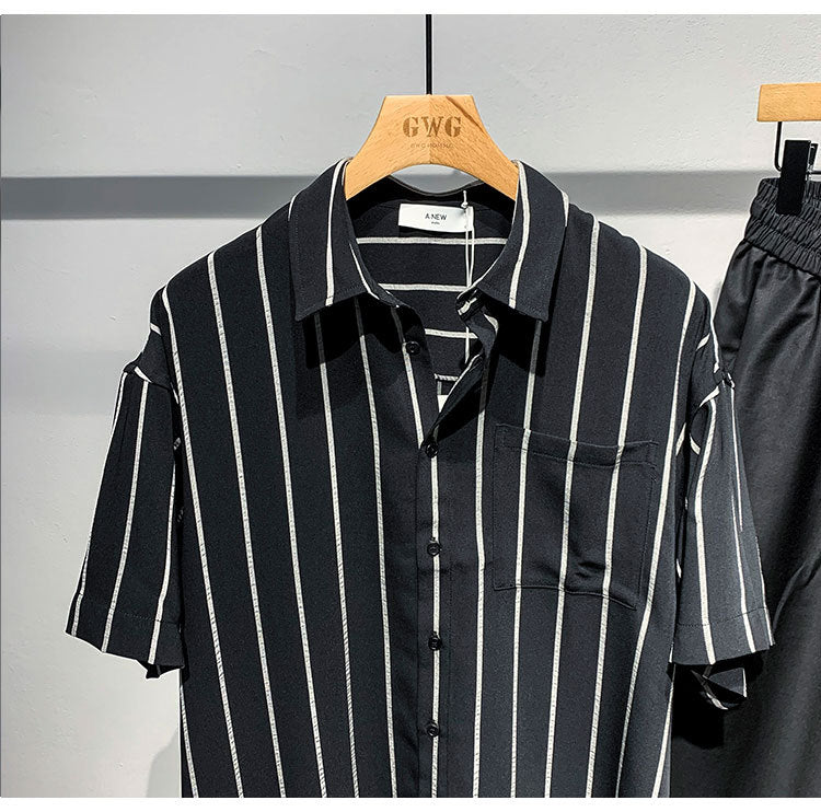 Herren Gestreiftes Kurzarm-Shirt: Locker und Bequem