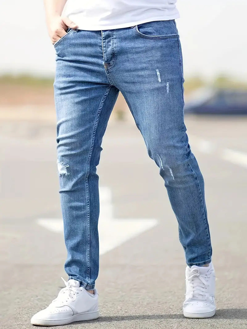 Klassische Westernjeans mit Skinny-Stil