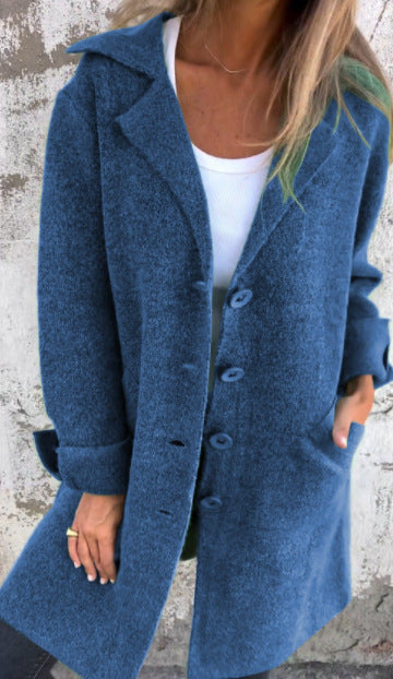 Einreihige Strickjacke im mittellangen Mantelstil