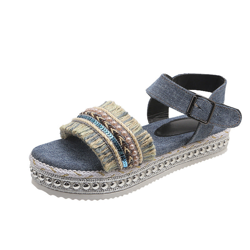 Ethno-Denim-Sandalen - Quasten, dicke Sohlen