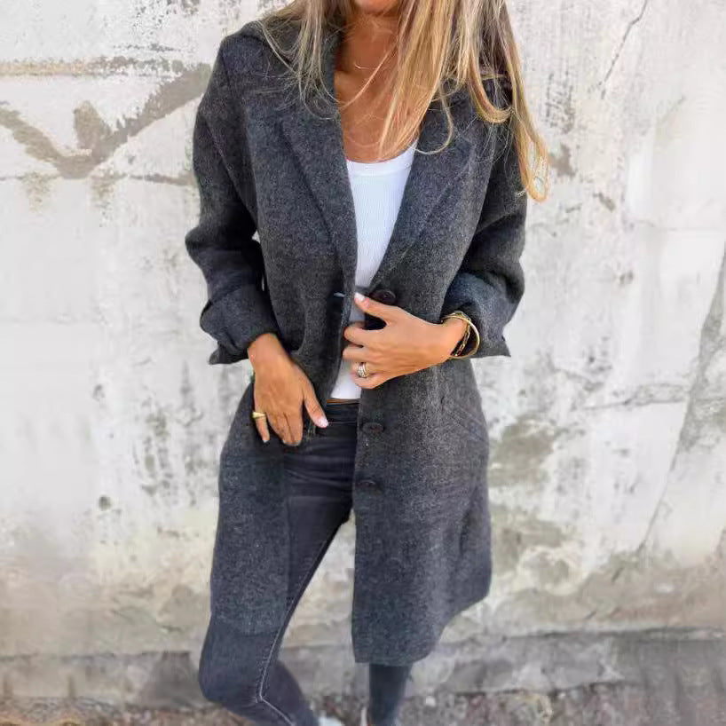Einreihige Strickjacke im mittellangen Mantelstil