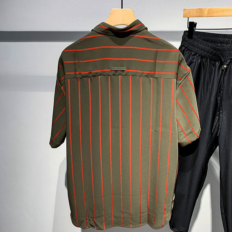Herren Gestreiftes Kurzarm-Shirt: Locker und Bequem