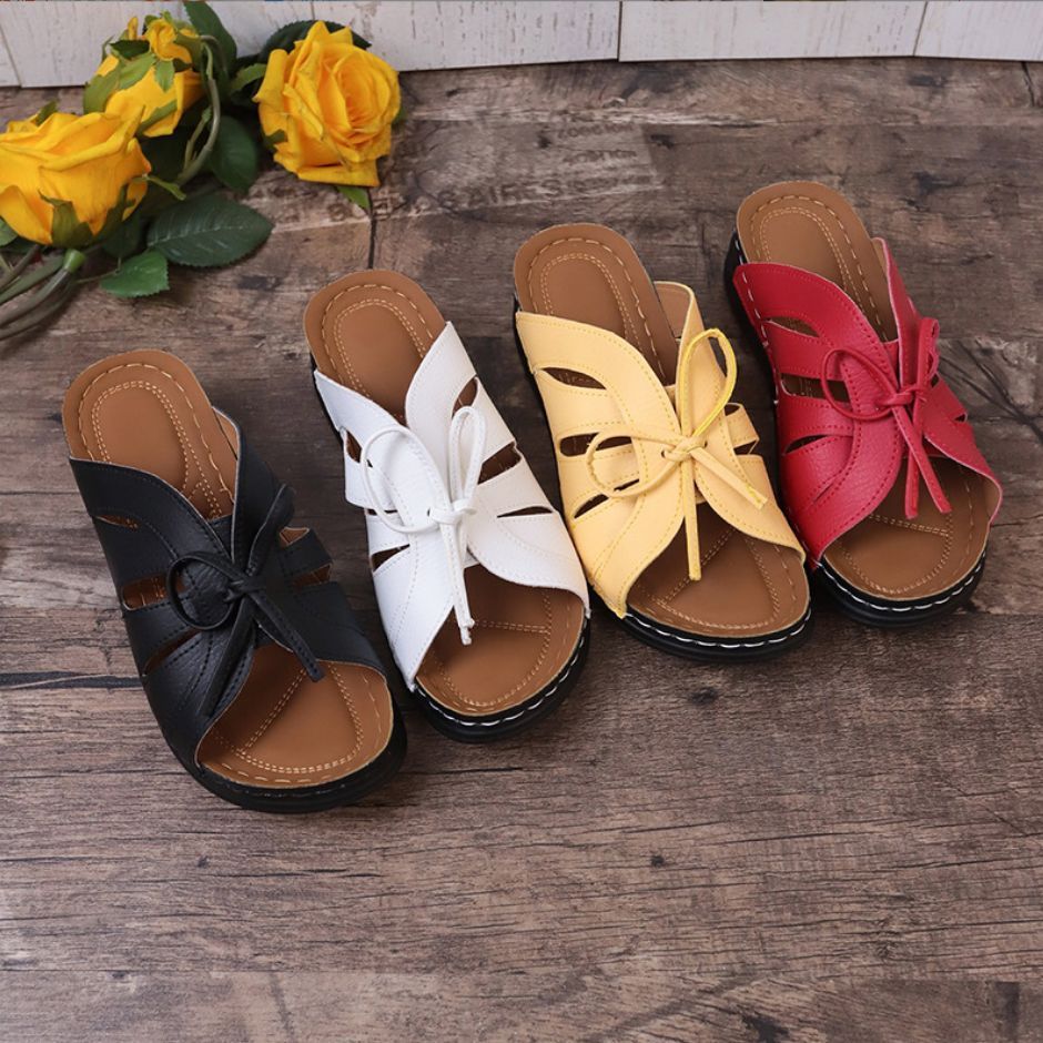 Römische Keilsandalen für Frauen