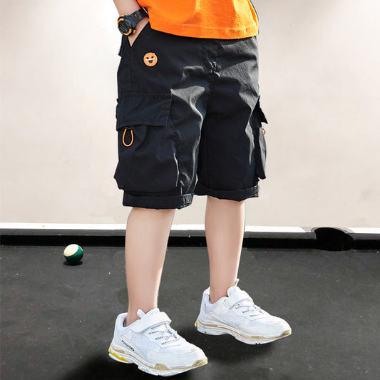 Sommerliche Jungen-Shorts für Kinder