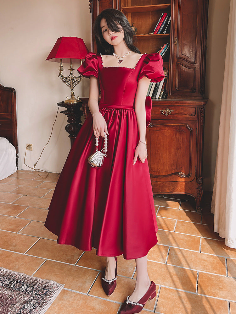 Winter Weinrotes Satin-Kleid
