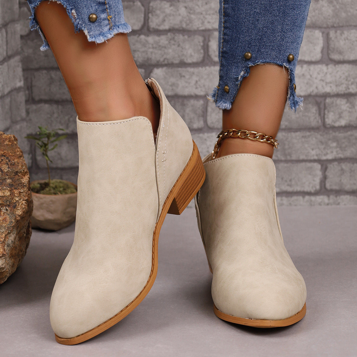 Klobige Ferse V-Schnitt Stiefeletten für Frauen