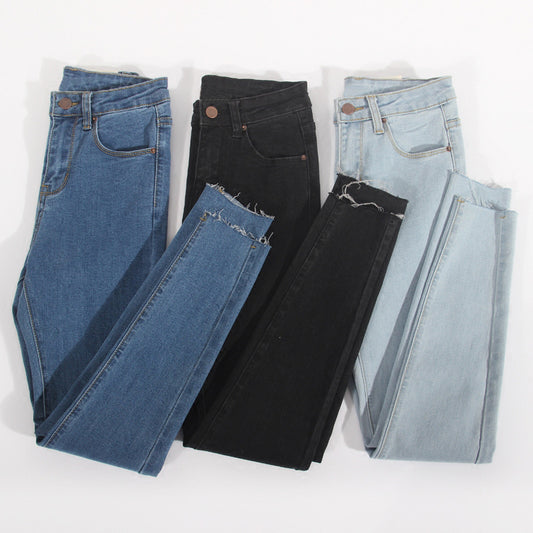 Vielseitige Damenjeans mit hoher Taille und Bleistiftschnitt