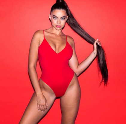 Sommer Bikini Rückenfreier locker sitzender Badeanzug mit großen Größen einfarbigem Design