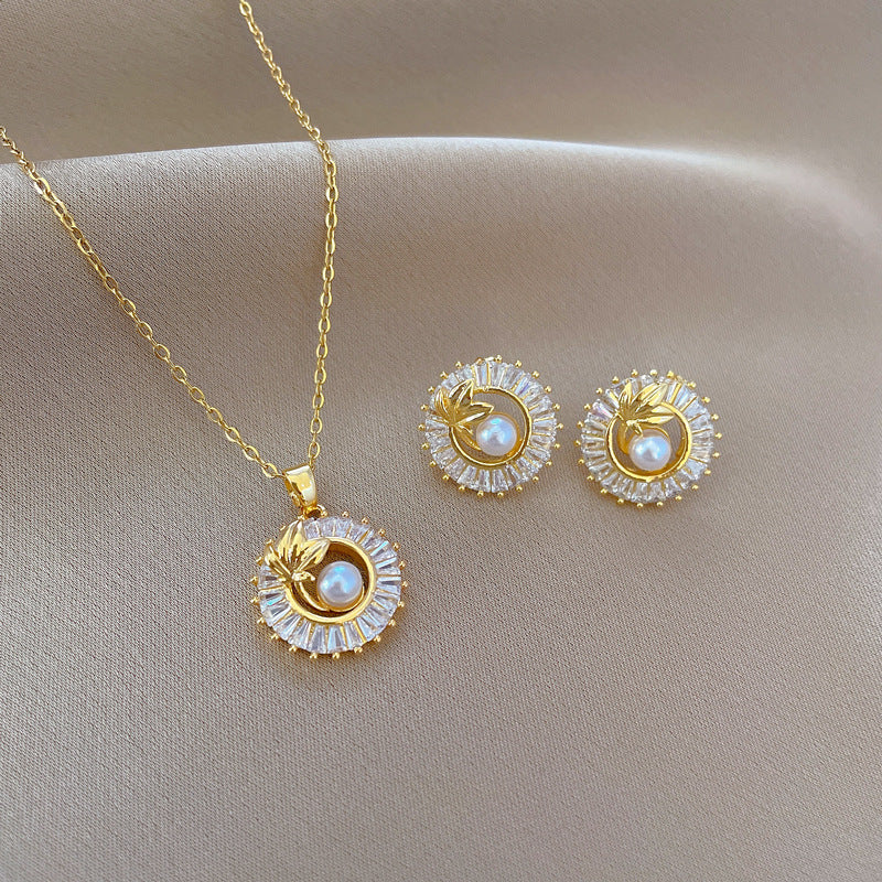 Quadrat-Diamant-Set Halskette & Ohrringe mit Blattmotiv