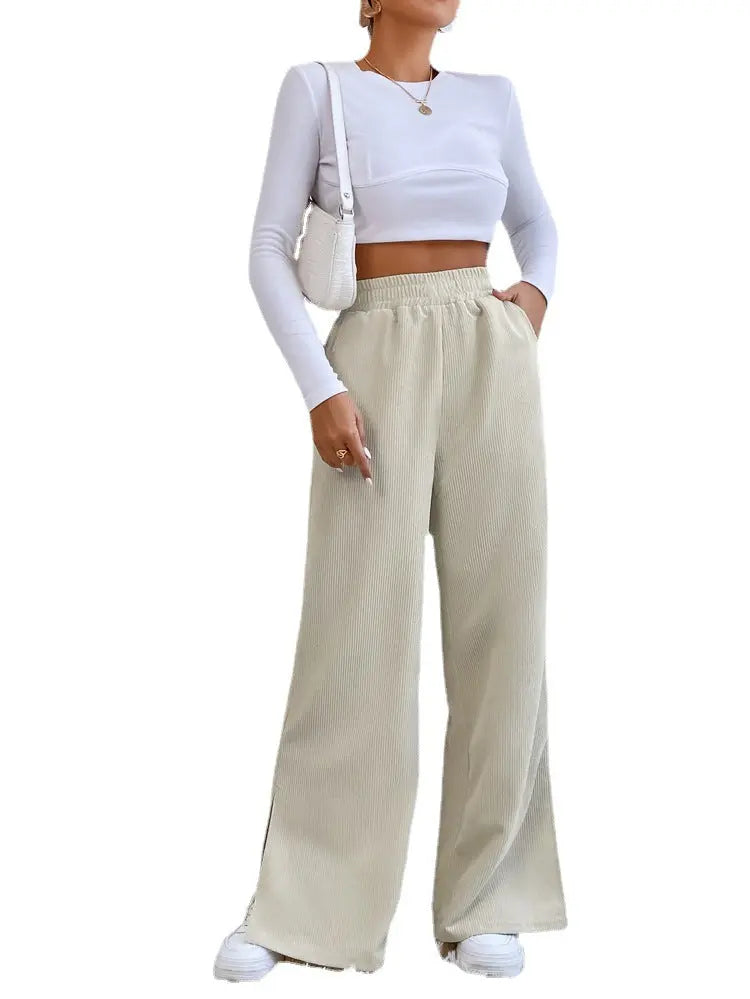 Hose mit hoher Taille und Cordstoff