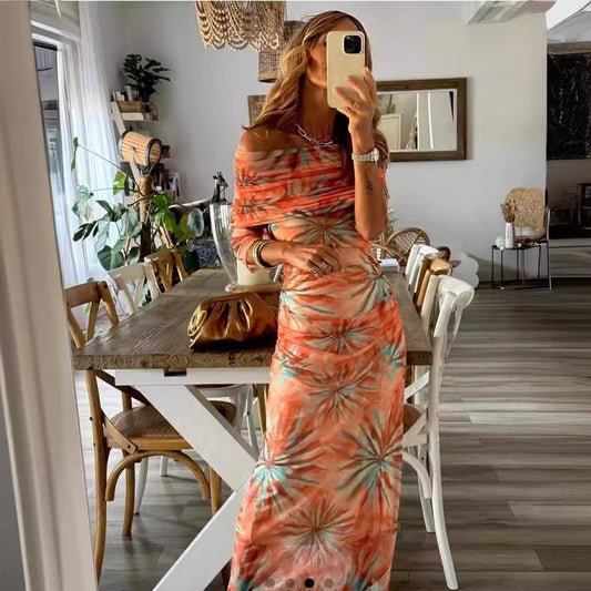 Geblümtes Slim-fit Langarmkleid ohne Ausschnitt für Damen