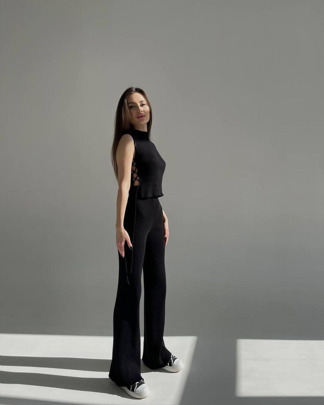 Strickgewebtes Westen-Hosen-Ensemble für Damen