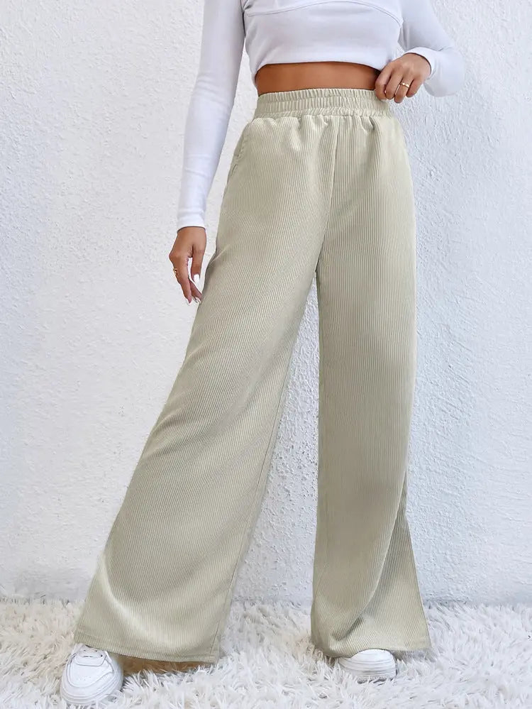 Hose mit hoher Taille und Cordstoff
