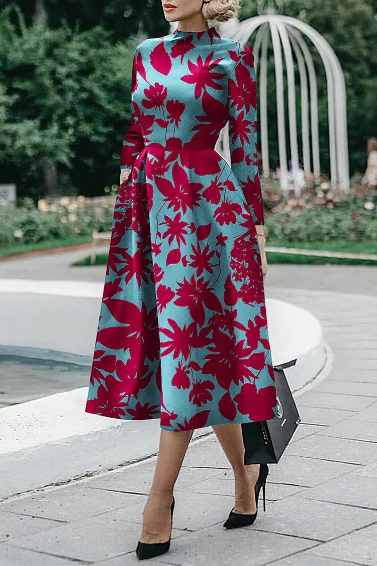 Elegantes Langarm-Midikleid in modischer Ausführung