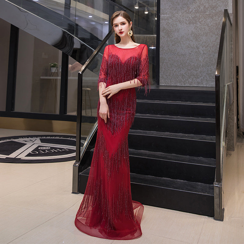 Glamouröses Abendkleid für die anspruchsvolle Gastgeberin