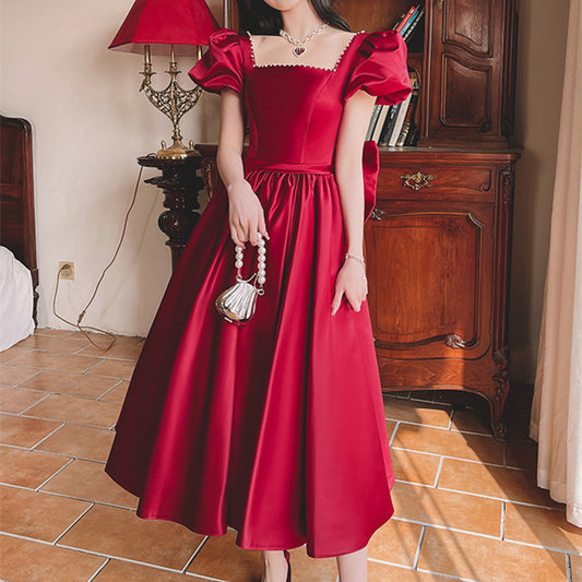 Winter Weinrotes Satin-Kleid