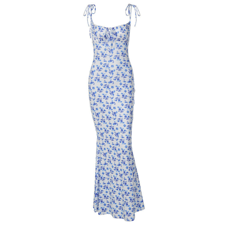 Blumiges Fischschwanz-Kleid mit V-Ausschnitt und hoher Taille